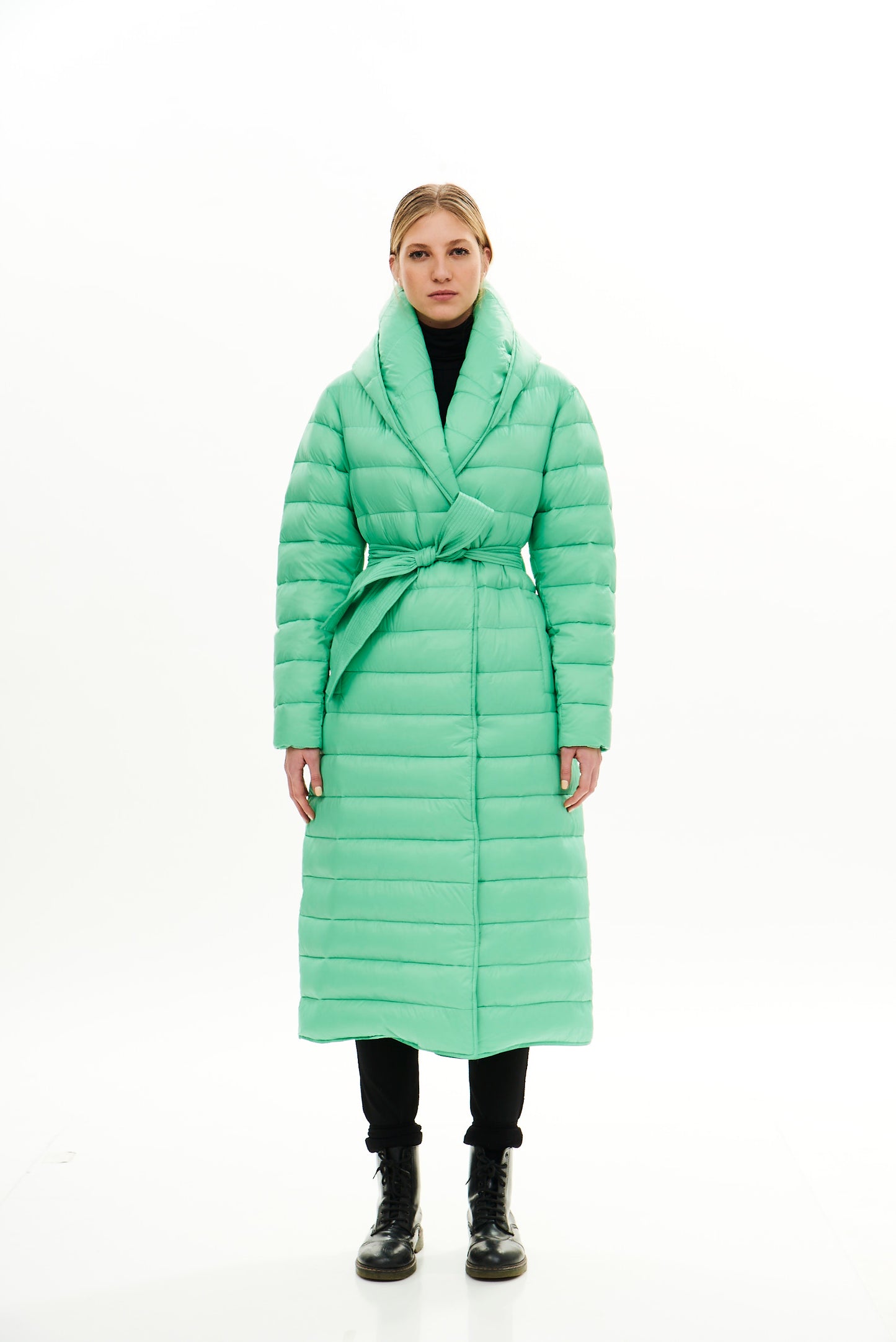 Long Woman Winter Garment / Mint Green // White